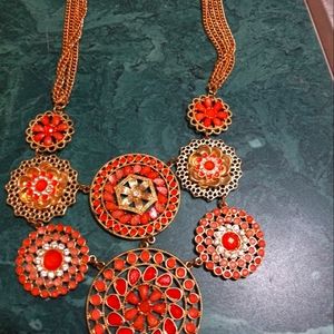 2 very dressy necklaces